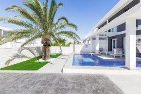 Luxury Casa Bos Palm Tree - Villa with Jacuzzi and Pool